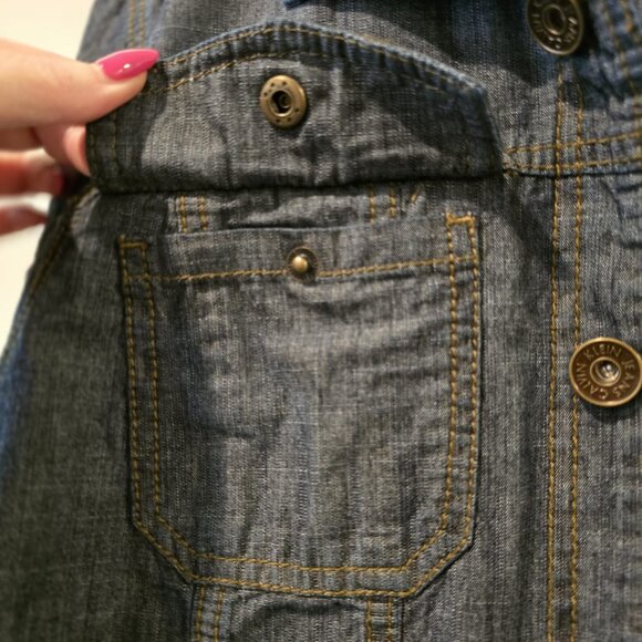 Timeless Denim: Calvin Klein Jeans Jacket - Picture 4 of 5